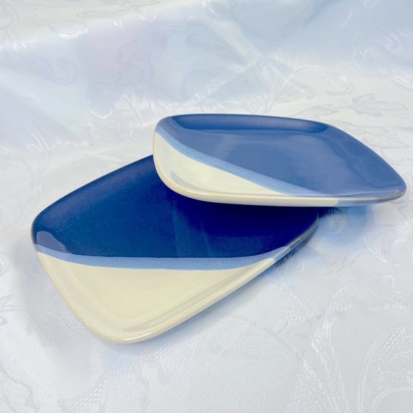 Pfaltzgraff Blue Ridge hard to find set of two dessert/salad plates. Great shape - Picture 2 of 5